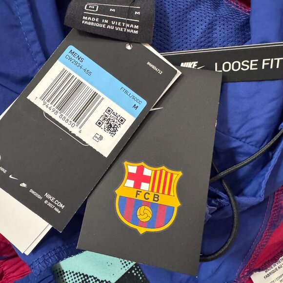 Nike FC Barcelona 2019/20 Packable Pullover Windbreaker Jacket Mens M CW2934-455 - Picture 8 of 11
